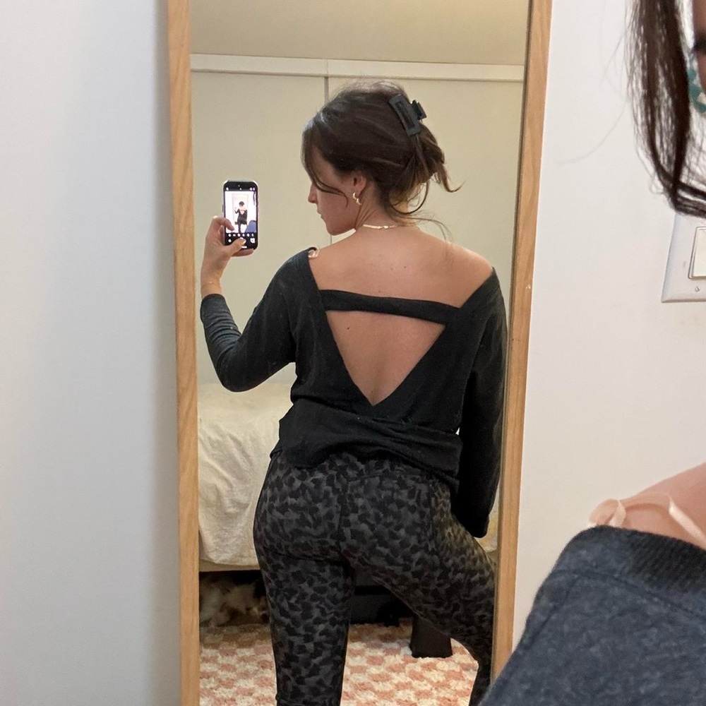 Calia by Carrie underwood leggings sweatshirt 2 piece matching set